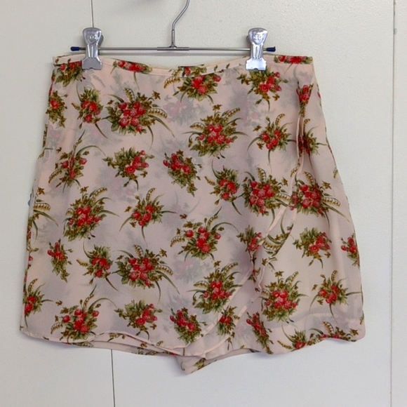 Floral Pattern Skort - Picture 1 of 15